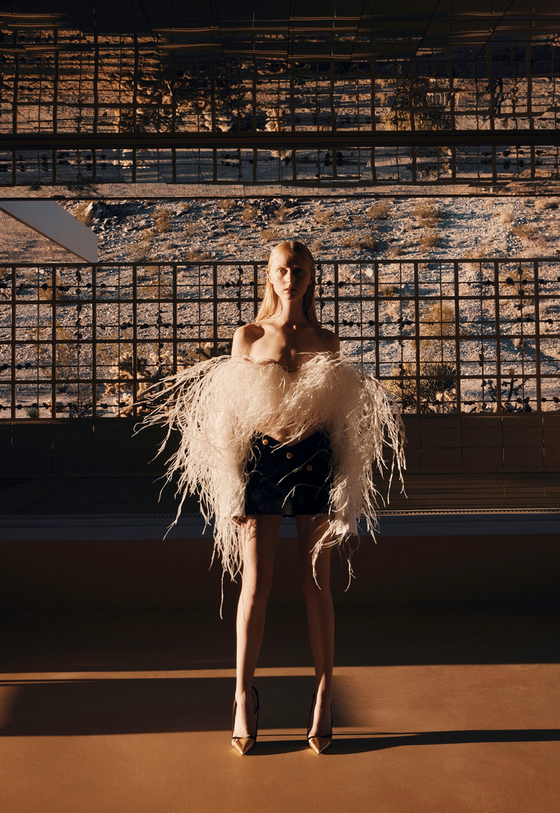 'Cuộc hẹn rực rỡ' của Công Trí trên sa mạc California ảnh 8