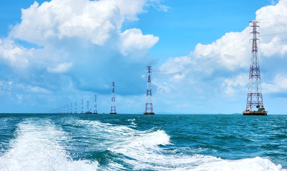 Đóng điện giai đoạn 1 đường dây 220kV vượt biển Kiên Bình – Phú Quốc ảnh 1 Đóng điện giai đoạn 1 đường dây 220kV vượt biển Kiên Bình – Phú Quốc ảnh 1
