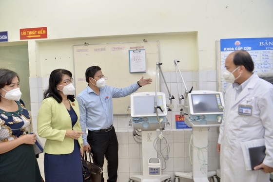 Nhân viên y tế không thể làm việc với dạ dày rỗng ảnh 1 Nhân viên y tế không thể làm việc với dạ dày rỗng ảnh 1