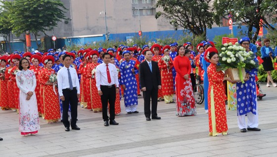 TPHCM: 100 đôi thanh niên công nhân nên duyên trong ngày Tết Độc lập ảnh 5 TPHCM: 100 đôi thanh niên công nhân nên duyên trong ngày Tết Độc lập ảnh 6