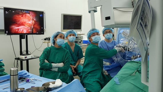 Bệnh viện Chợ Rẫy là trung tâm đào tạo vùng của Hội Thận học Quốc tế Một ca ghép thận bằng robot tại Bệnh viện Chợ Rẫy