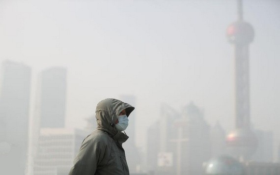 中國上海連續兩日遭遇 霧霾鎖城 國際 華文西貢解放日報