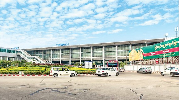 Sân bay quốc tế ở Yangon tạm đóng cửa. Ảnh: Myanmar Times