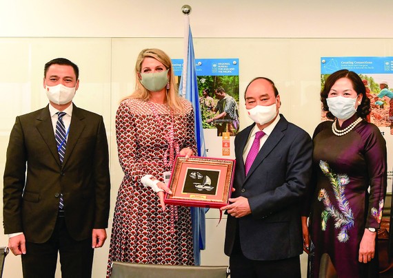 Hội nghị thượng đỉnh các hệ thống lương thực của Liên hiệp quốc: Cùng hành động Chủ tịch nước Nguyễn Xuân Phúc gặp Hoàng hậu Hà Lan Maxima. Ảnh: TTXVN