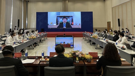 Tọa đàm xúc tiến đầu tư giữa Ấn Độ và các tỉnh Bình Dương, Cà Mau và Bến Tre Toàn cảnh buổi tọa đàm ở điểm cầu Bình Dương