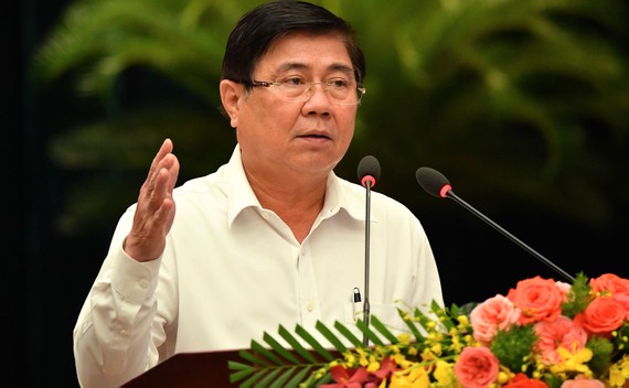 Quá 15 ngày không trả lời, xem như đồng ý và phải chịu trách nhiệm! Chủ tịch UBND TPHCM Nguyễn Thành Phong phát biểu tại Hội nghị triển khai công tác cải cách hành chính.Ảnh: VIỆT DŨNG