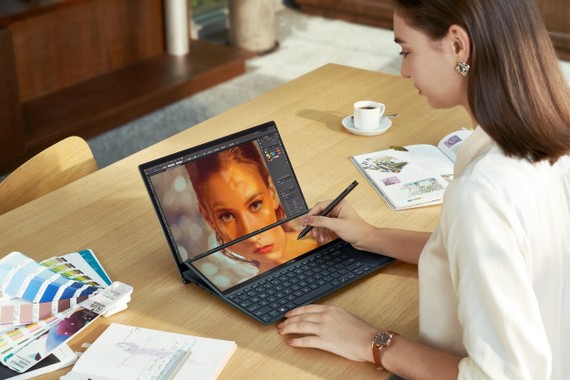 ZenBook Duo 14 UX482 laptop có thiết kế 2 màn hình 