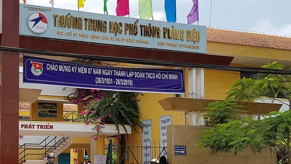 Bà Phạm Ngọc Phụng bị cho thôi chức Hiệu trưởng Trường THPT Hoàng Diệu