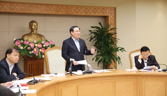Phó Thủ tướng Vương Đình Huệ  chỉ đạo về điều hành giá. Ảnh: VGP