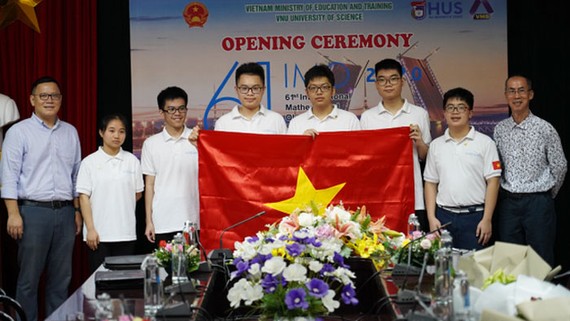 Đội tuyển Việt Nam dự Kỳ thi Olympic Toán quốc tế