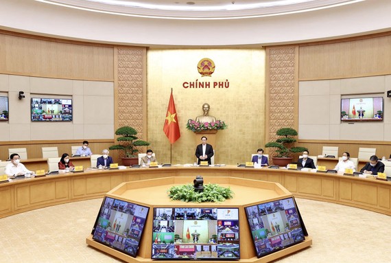 Thủ tướng Phạm Minh Chính, Trưởng Ban chỉ đạo quốc gia phòng chống dịch Covid-19 chủ trì cuộc họp về phòng chống dịch