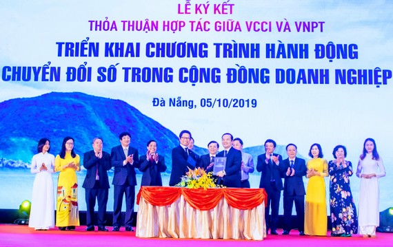Đẩy nhanh quá trình chuyển đổi số trong cộng đồng doanh nghiệp Việt Nam