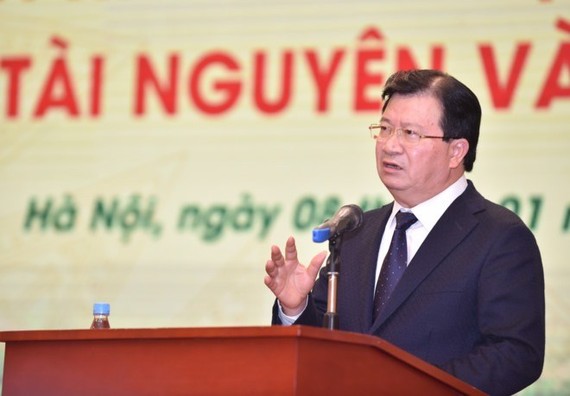 Deputy Prime Minister Trinh Dinh Dung (Photo VGP)