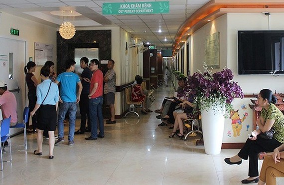 The Ministry of Health has issued a set of criteria to classify the quality of private hospitals and healthcare clinics across the country (Photo: cand.vn)