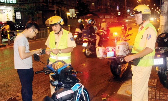 HCMC police launch traffic safety program to maintain order