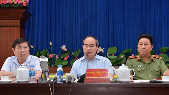 HCMC Party Chief Nhan directs to review firefighting task in condominium
