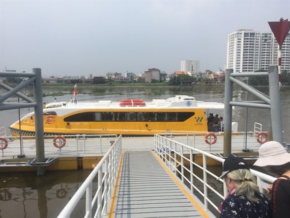 A water bus on the Sai Gon River in Ho Chi Minh City. (Photo: VNA)