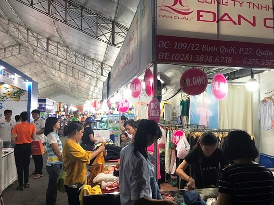 Hundreds of businesses showcase products at Consumption Promotion Fair