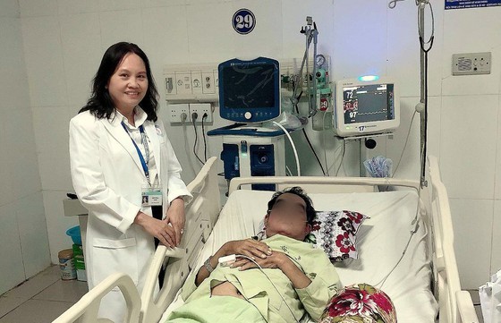 H1N1 influenza patient saved by ECMO technique in Mekong delta