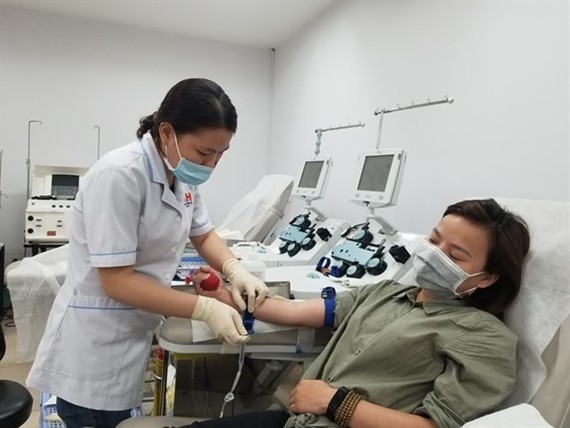 Young people in HCMC call on peers to donate blood