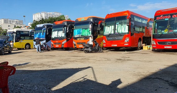 A bus station in Binh Thanh District in Ho Chi Minh City (Photo: SGGP)