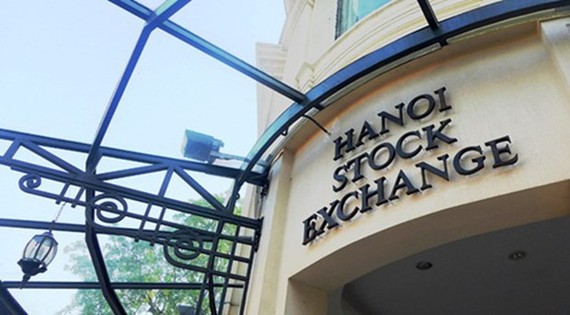 The Hanoi Stock Exchange (HNX), together with the Ho Chi Minh Stock Exchange (HoSE), will become subsidiaries of the Vietnam Stock Exchange (VNX). (Photo: cafef.vn)