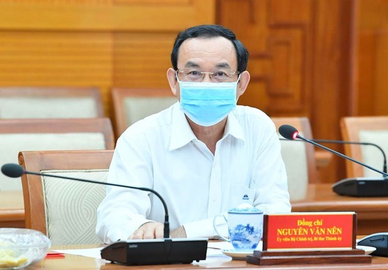 Secretary of Ho Chi Minh City Party Committee Nguyen Van Nen at the meeting (Photo: SGGP)