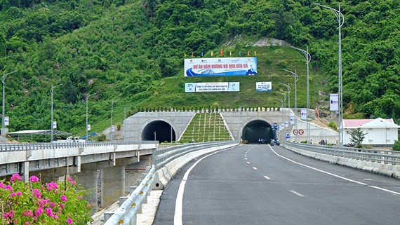 Deo Ca tunnel (Photo:baokhanhhoa)
