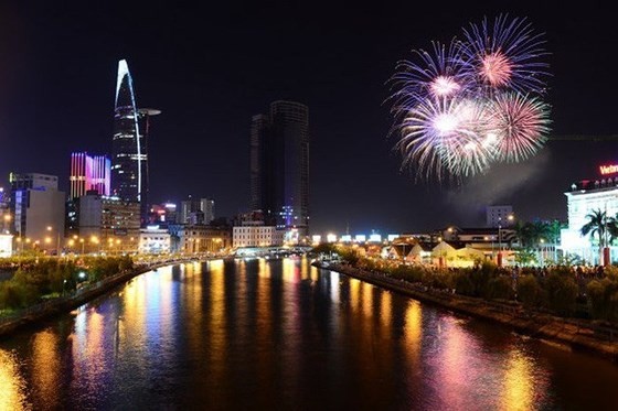 HCMC announces four days off work to welcome New Year