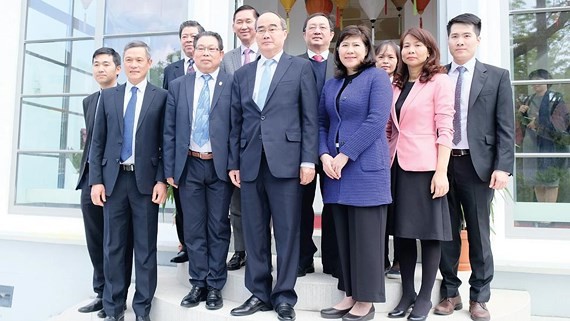 HCMC learns about artificial intelligence in Germany