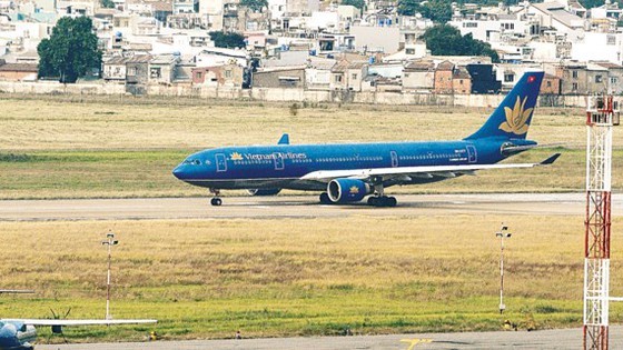 Each flight of Vietnam Airlines will not carry more than180 passengers