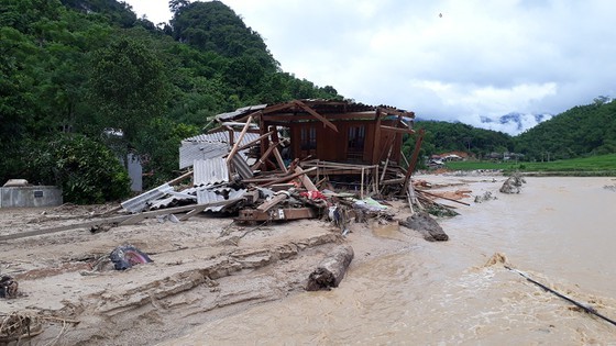 10,000 households in Thanh Hoa live in hazard areas of flash flood, landslide