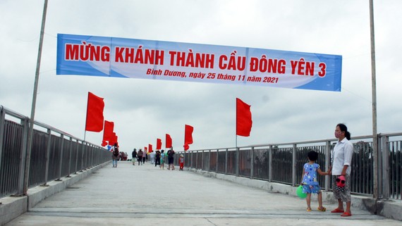 Cầu Đông Yên 3 (xã Bình Dương, huyện Bình Sơn, tỉnh Quảng Ngãi) chính thức đưa vào sử dụng. Ảnh: NGUYỄN TRANG
