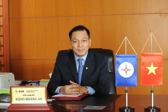 新任工商部副部長鄧黃安。