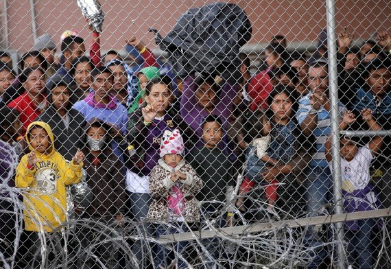 圖為美墨邊境移民。（圖源：路透社）