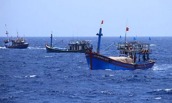 我國漁民的漁船在傳統水域上作業。（圖源：文東）