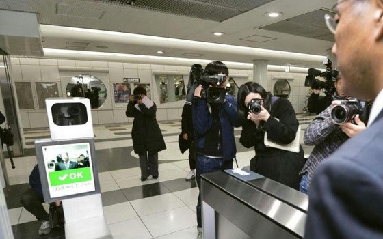 日本大阪地鐵(Osaka Metro)株式會社從10日開始，對“刷臉進站”系統進行實證試驗。（圖源：互聯網）