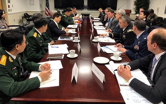 2019 年越美國防政策對話會議現場。（圖源：越通社）