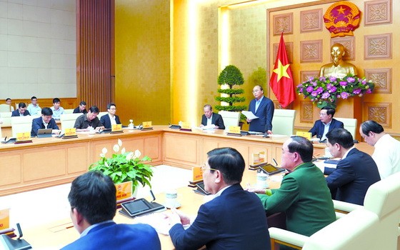 政府總理阮春福指導會議。（圖源：VGP）