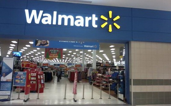 美國零售商巨頭沃爾瑪公司當地時間3日宣佈，4月4日起，沃爾瑪超市將在美國地區實施限制入店顧客人數的策略。（示意圖源：互聯網）