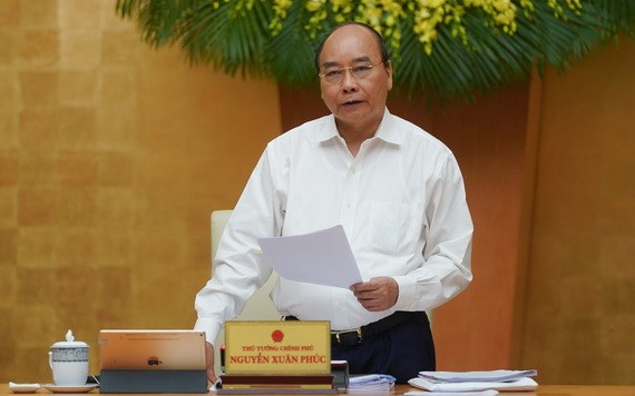 政府總理阮春福主持會議。（圖源：VGP）