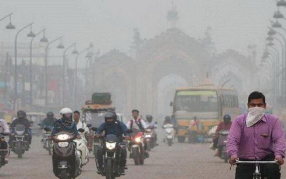 數據顯示，新德里市24小時平均空氣質量指數（AQI）為215，屬於“差”的類別。（圖源：互聯網）