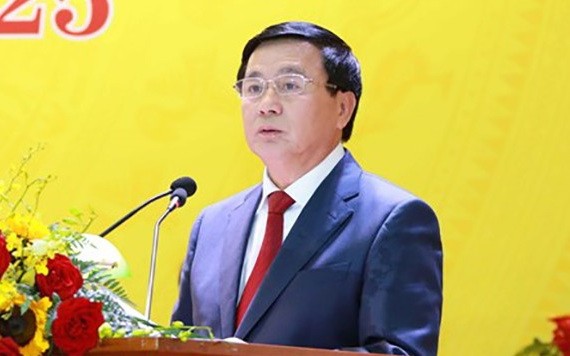 中央理論委員會主席阮春勝出席大會並發表指導意見。