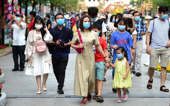 衛生部要求民眾外出時必戴口罩。（圖源：VNN）