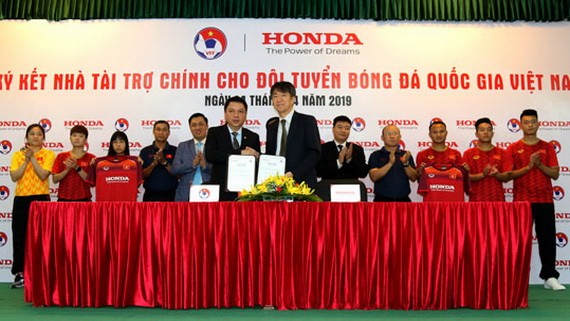 本田繼續成為越南國足隊贊助商。（圖源：互聯網）