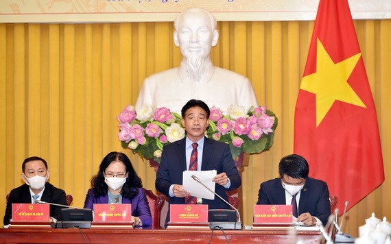 國家主席辦公廳副主任范清河（右二）在新聞發佈會上發言。（圖源：VGP）