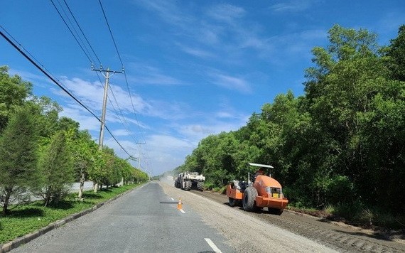 察林街——銜接本市與芹耶縣的幹線正在施工中。