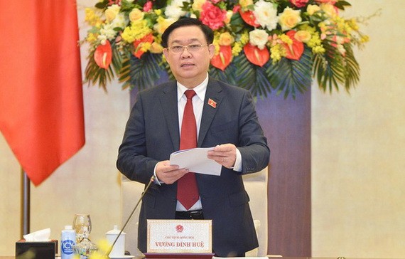 國會主席王廷惠在會上致開幕詞。（圖：Quochoi.vn）