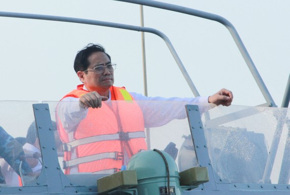 Thủ tướng Phạm Minh Chính khảo sát cảng biển Trần Đề ở Sóc Trăng 