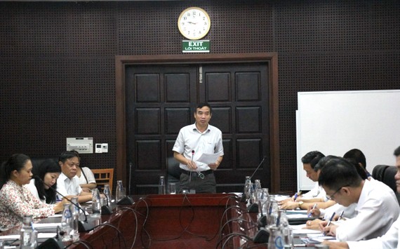 Sáng 29-8 Ông Lê Trung Chinh - Phó Chủ tịch UBND TP Đà Nẵng làm việc với với Sở GD-ĐT về công tác chuẩn bị năm học mới